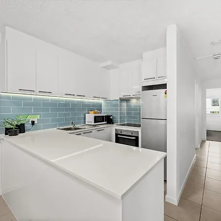 Surfers Paradise- Meters From The Beach! Gold Coast Exterior photo
