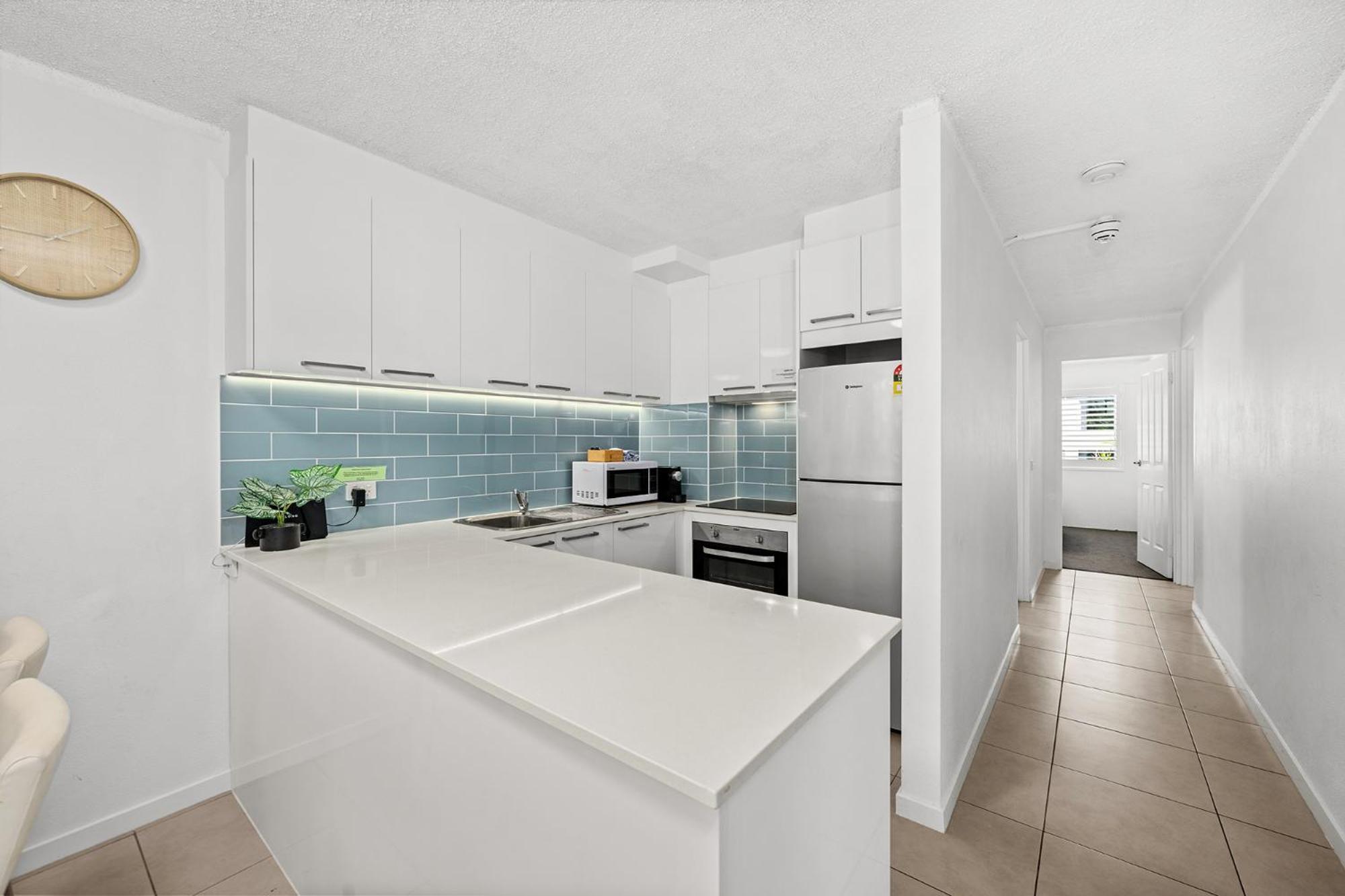 Surfers Paradise- Meters From The Beach! * Gold Coast