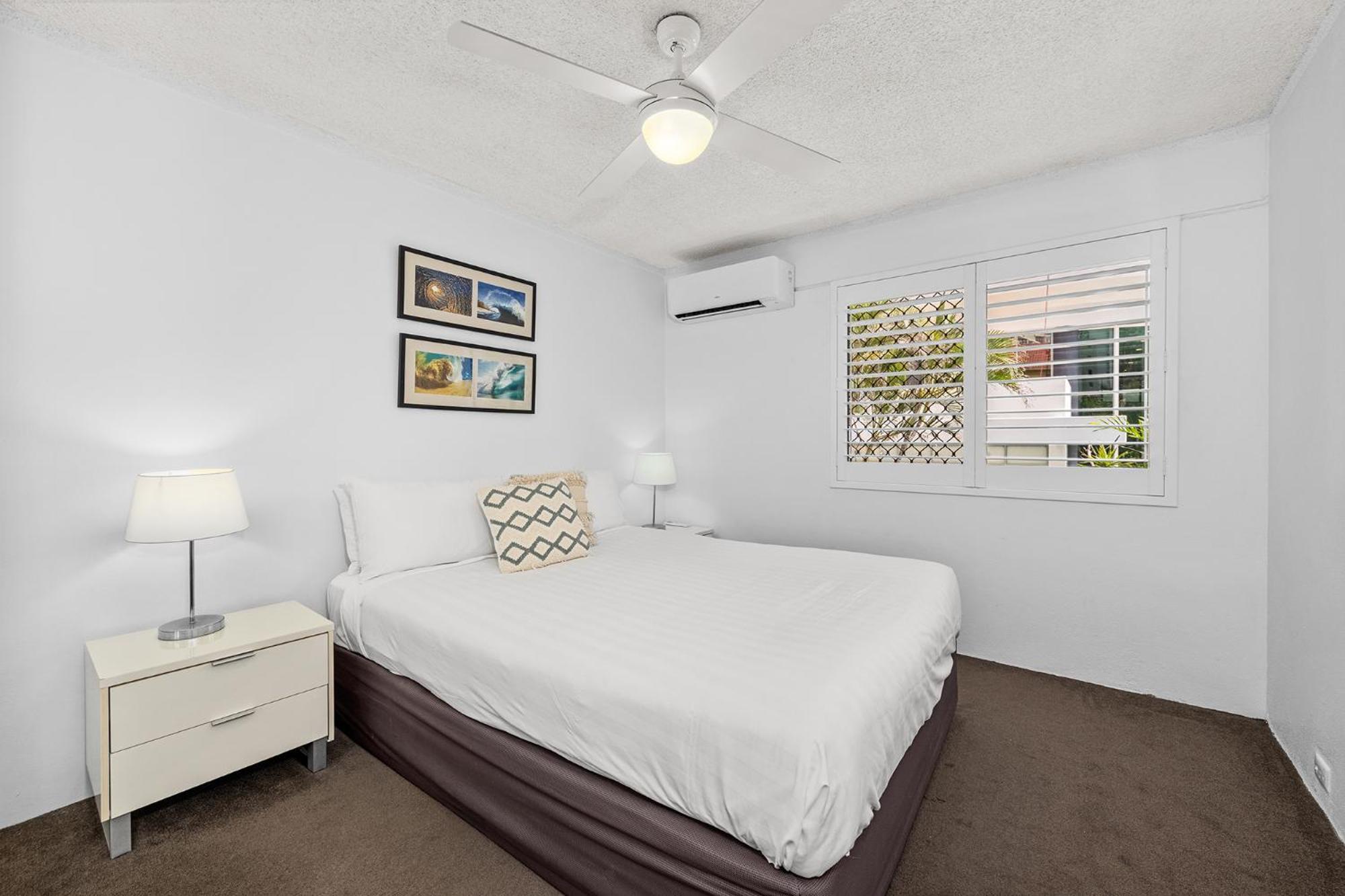 Surfers Paradise- Meters From The Beach! Apartment